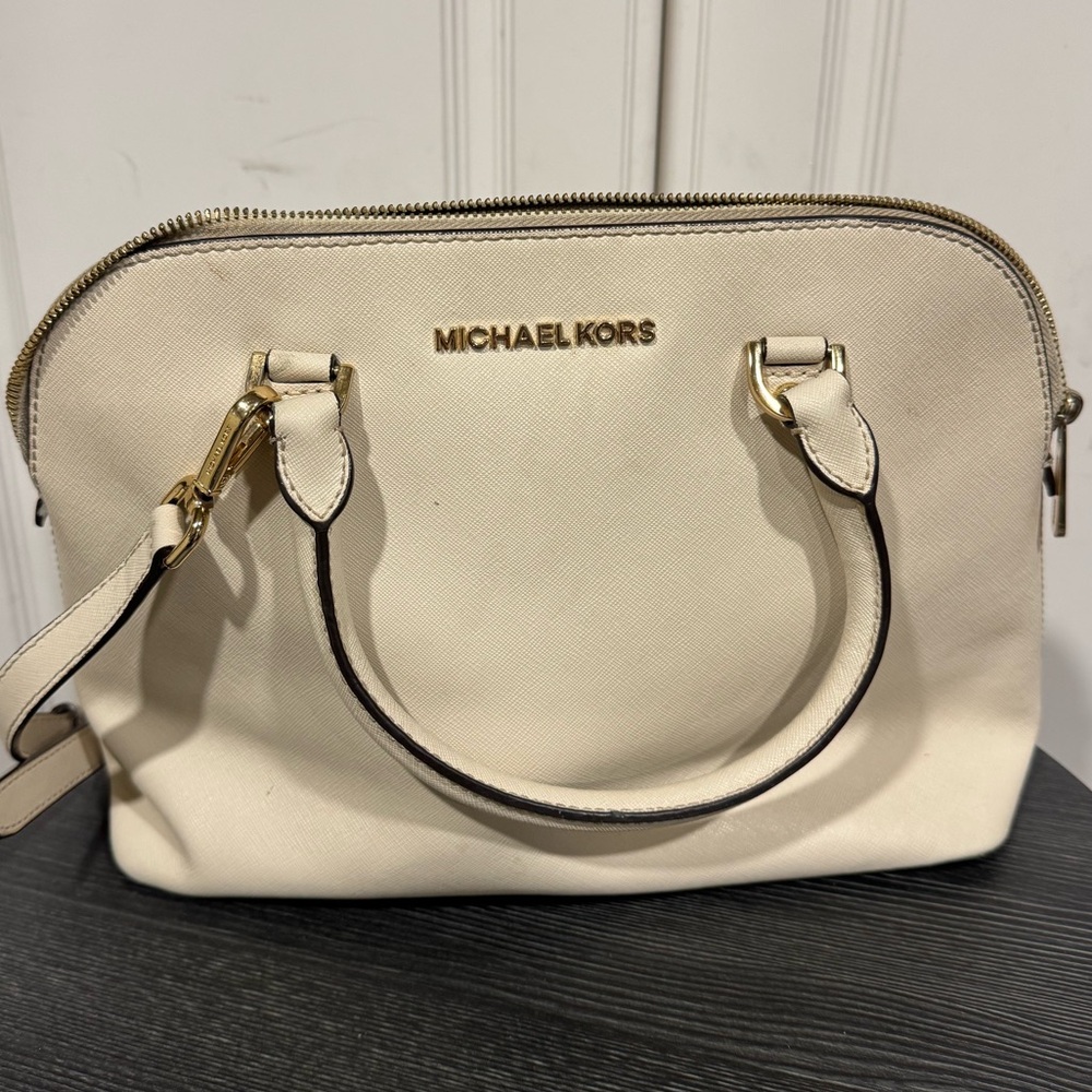 Michael Kors• purse🤍